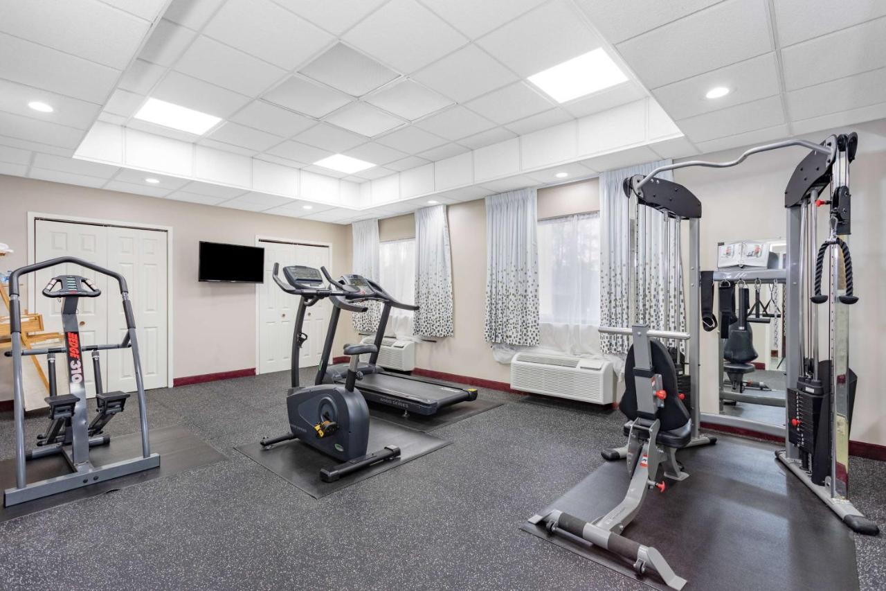 Baymont By Wyndham Midway Tallahassee Extérieur photo